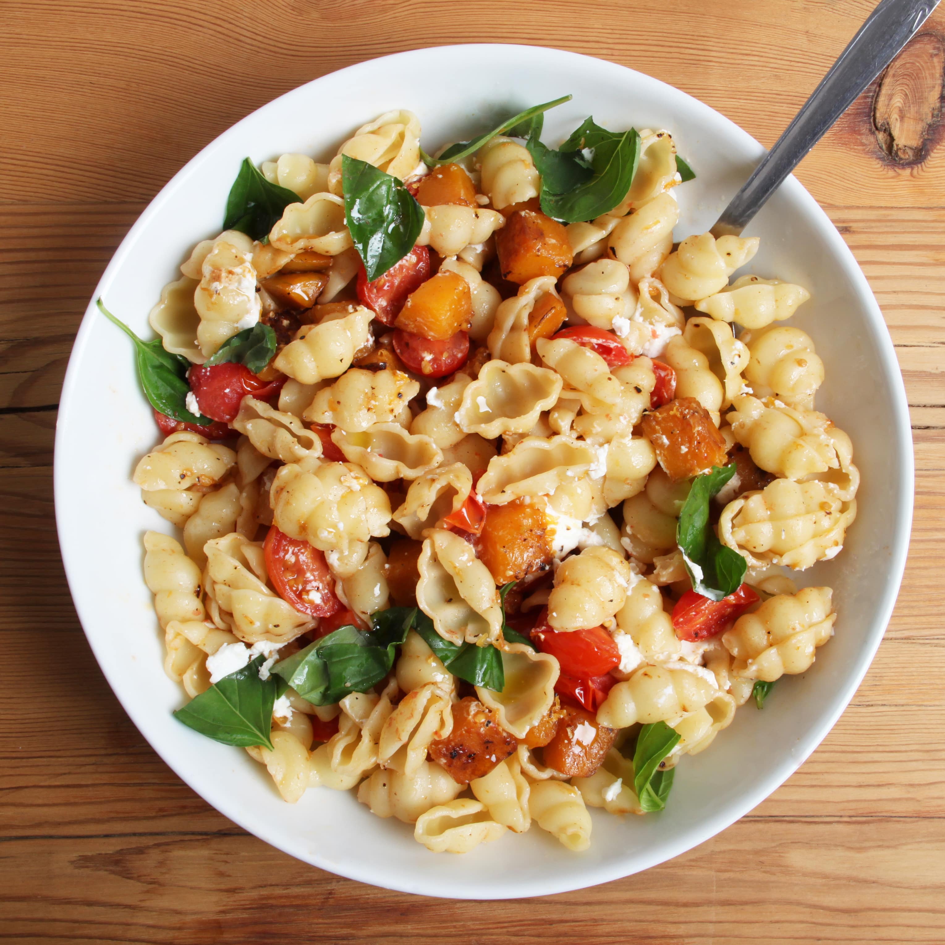 Butternut, tomato & basil pasta